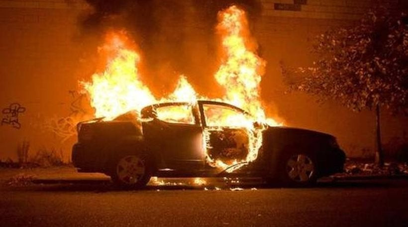 Σοκ για τον 80χρονο στην Γλυφάδα που κάηκε μέσα στο αμάξι του – Διαγνώστηκε με καρκίνο και αυτοπυρπολήθηκε
